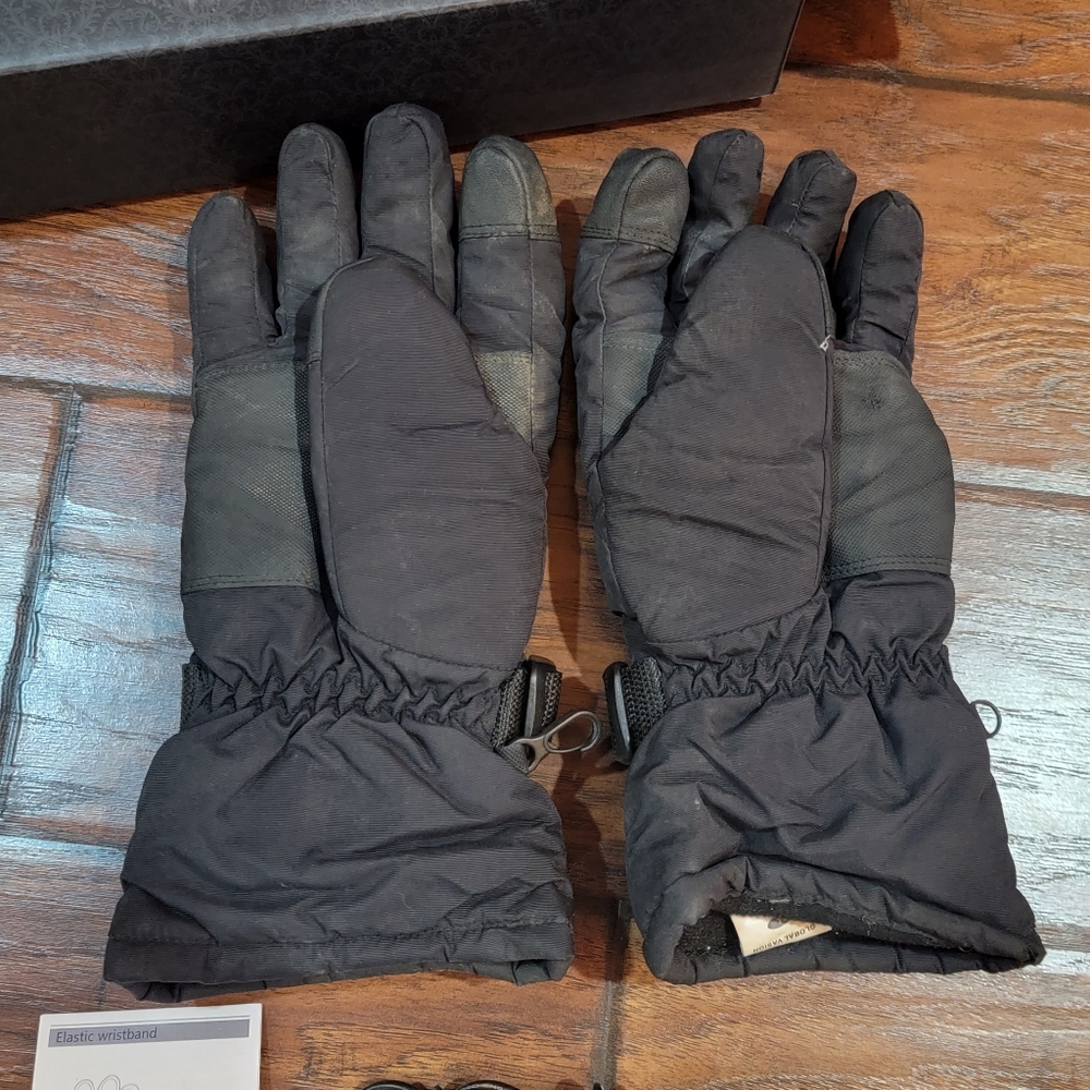 Heated Gloves - image 5